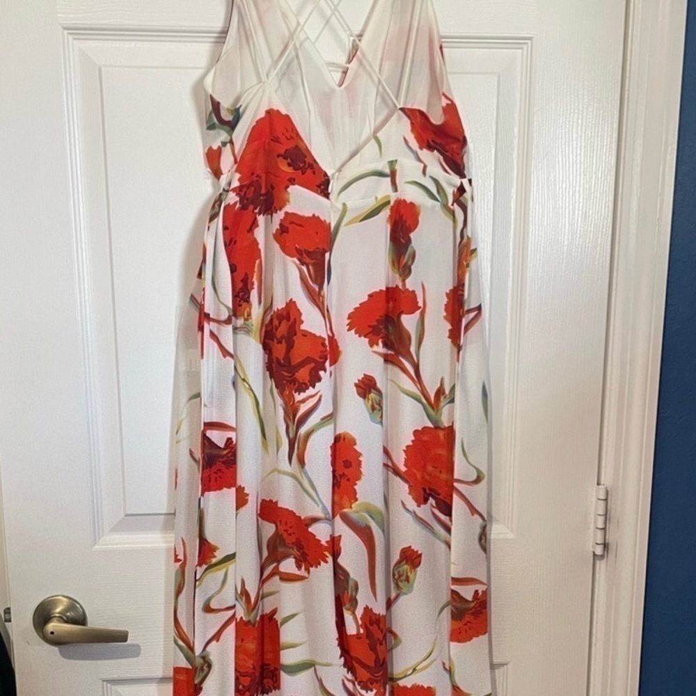 Luxxel Small floral orange jumpsuit - Picture 2 of 7